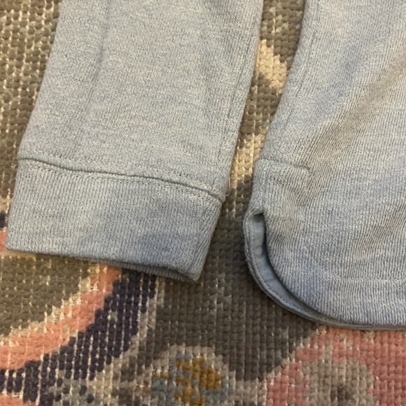 Vineyard Vines Whale Blue Long Sleeve Sweatshirt Tee - Picture 4 of 5